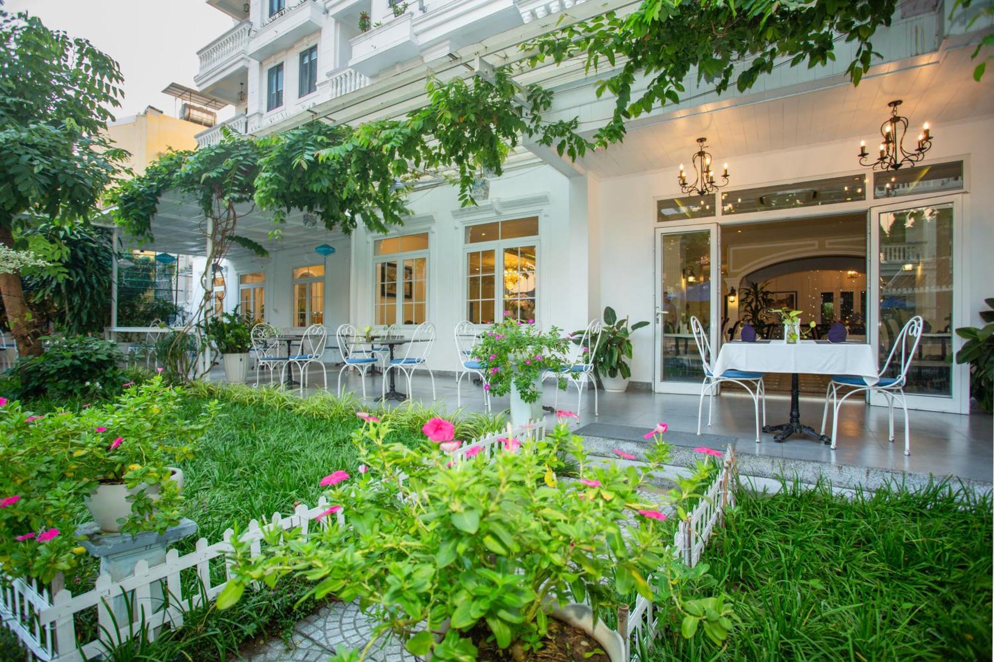 Hoi An Rosemary Boutique Hotel & Spa - A Peaceful Retreat Bagian luar foto